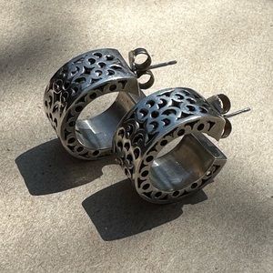 John Hardy Chunky Hoop Earrings. Silver. Vintage. Lovely!